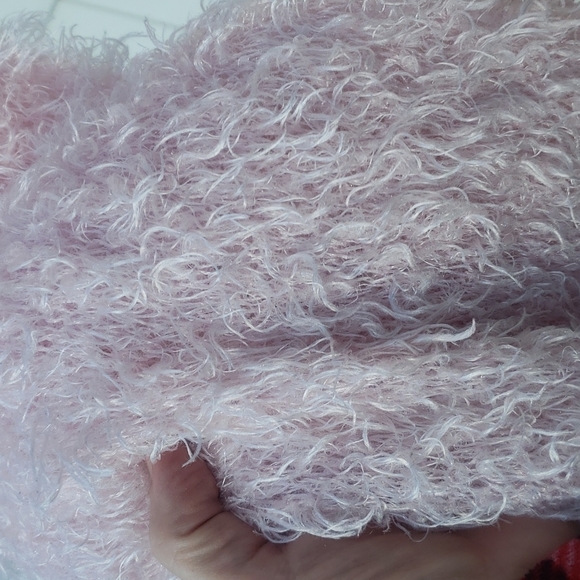 ( 2 ) SHAGGY SCARFS - Picture 4 of 5